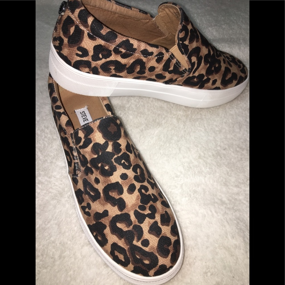 Steve Madden Gills-A Sneaker Women’s Sz 8-1/2 - Picture 2 of 8
